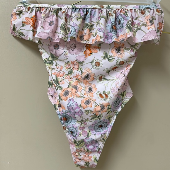 ASOS SWIM - Picture 5 of 7